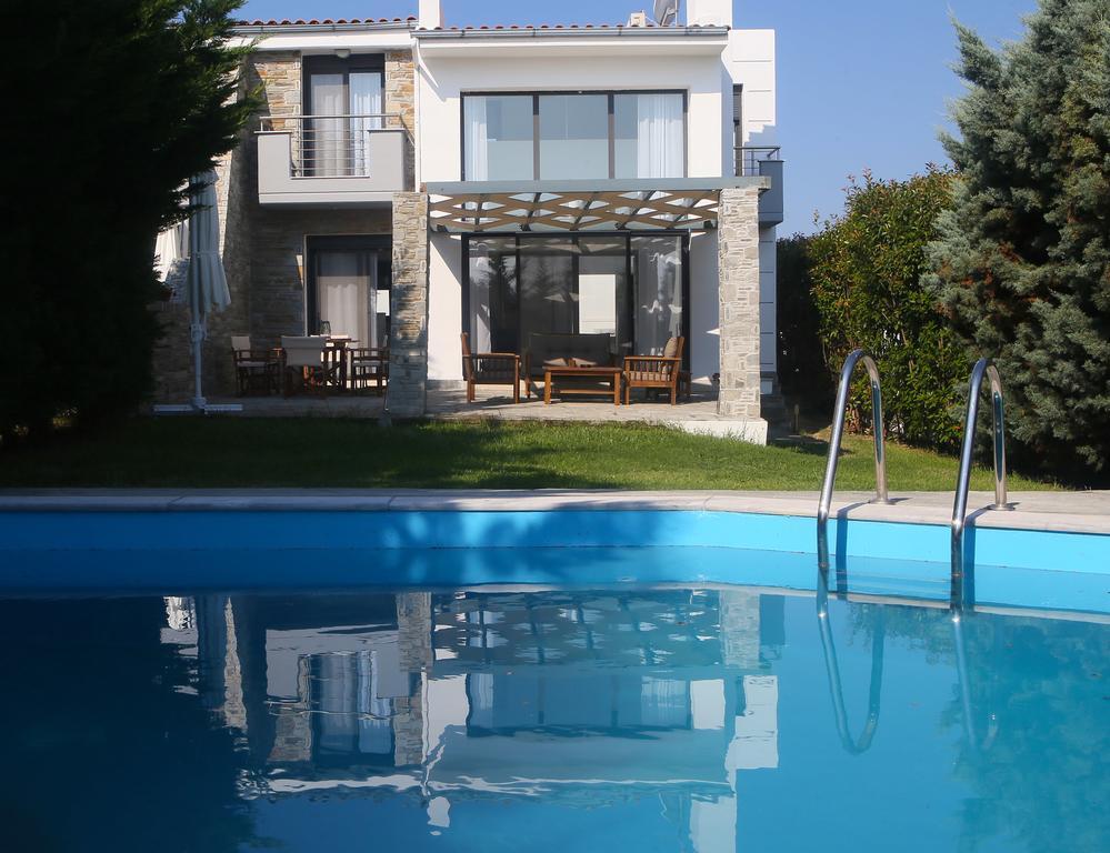 Sunny Sani Luxury Villas Ruang foto
