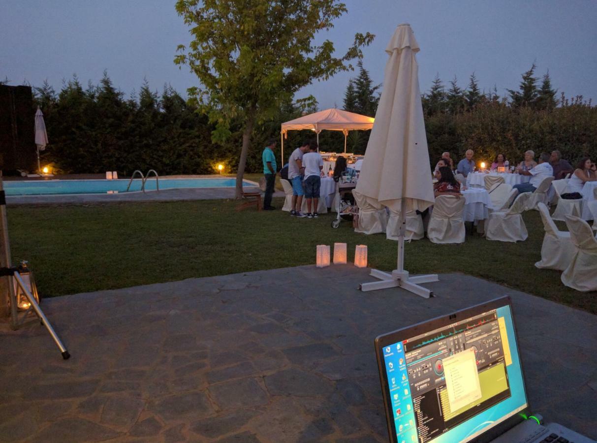 Sunny Sani Luxury Villas Bagian luar foto