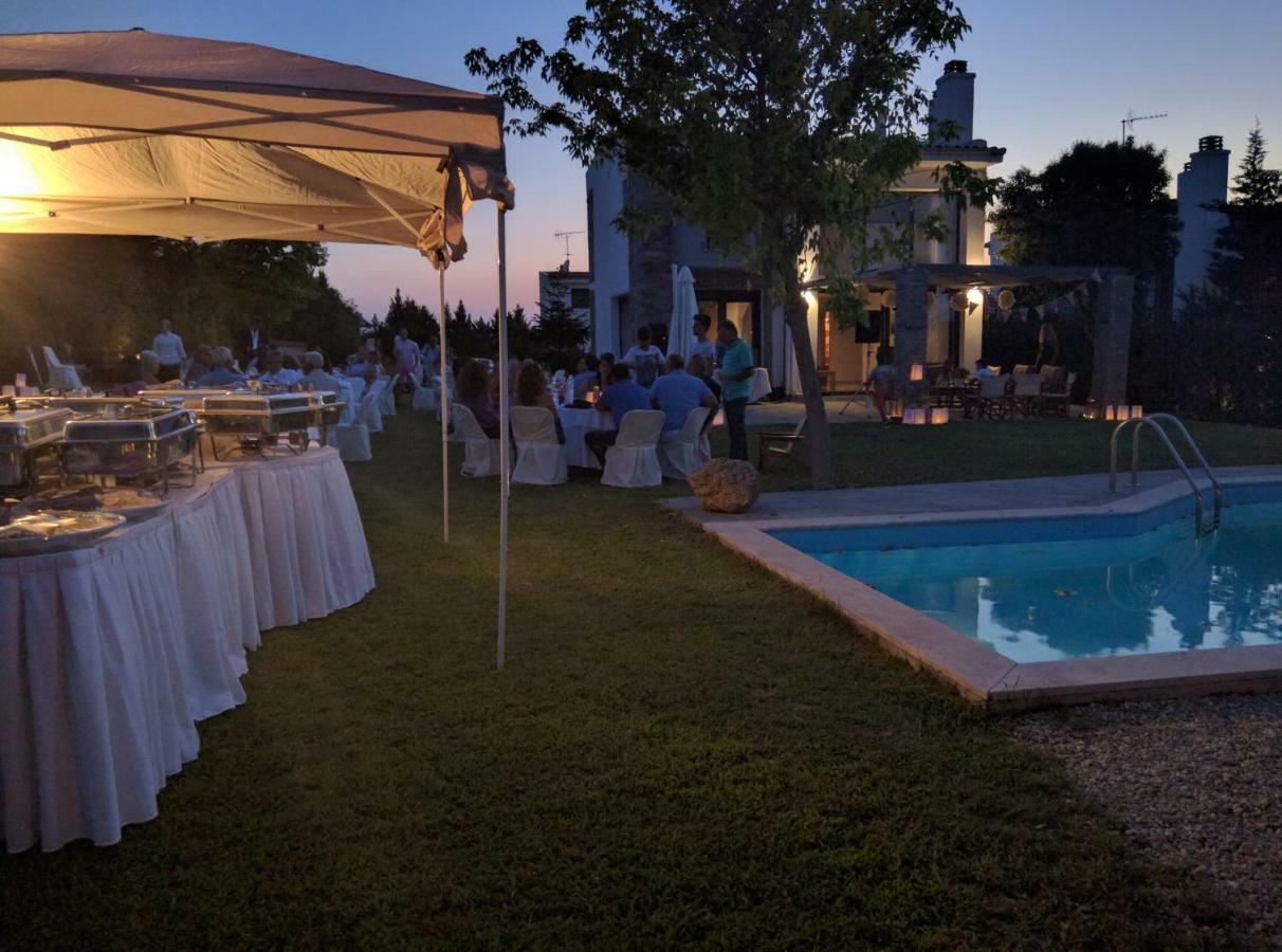 Sunny Sani Luxury Villas Bagian luar foto